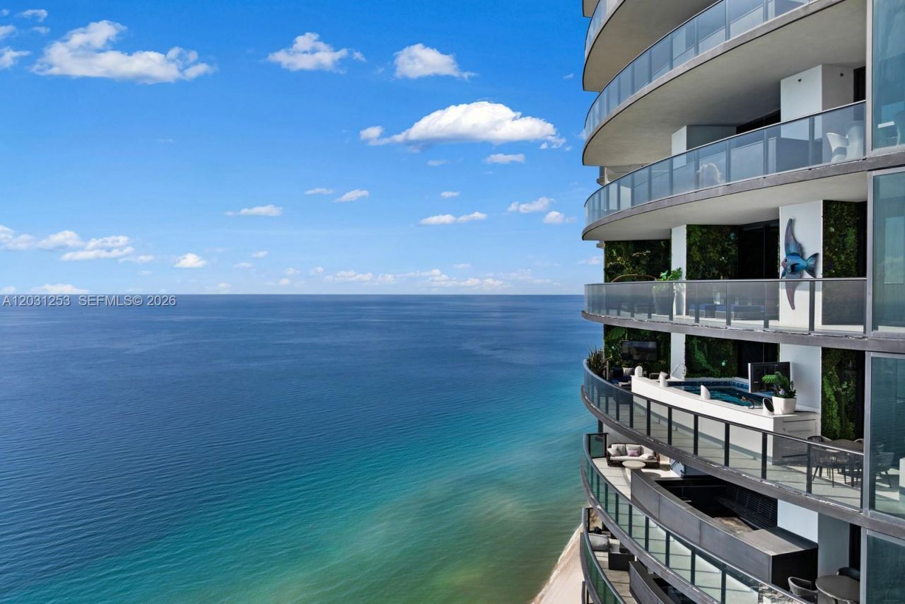 18555 Collins Ave , Unit 4405, Sunny Isles Beach, FL 33160 Photo