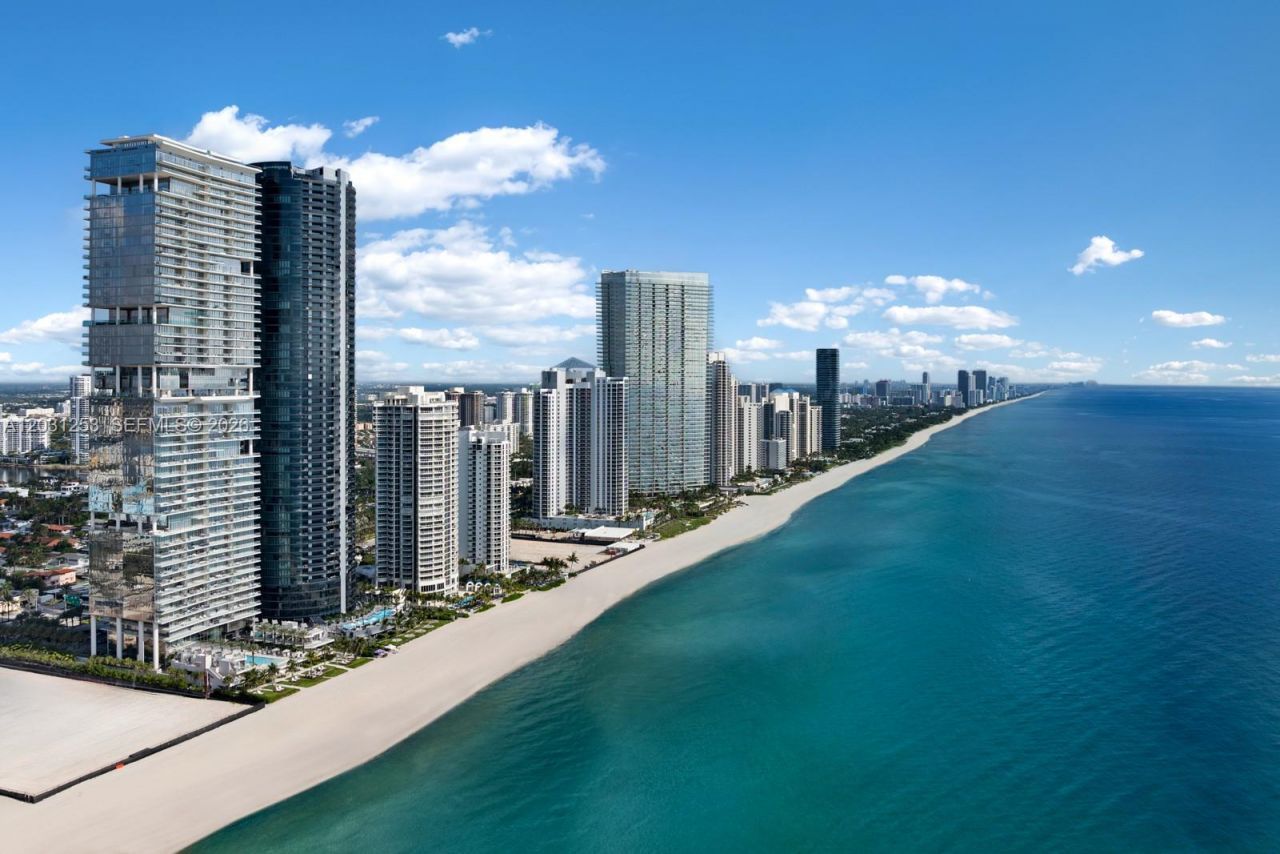 18555 Collins Ave , Unit 4405, Sunny Isles Beach, FL 33160 Photo