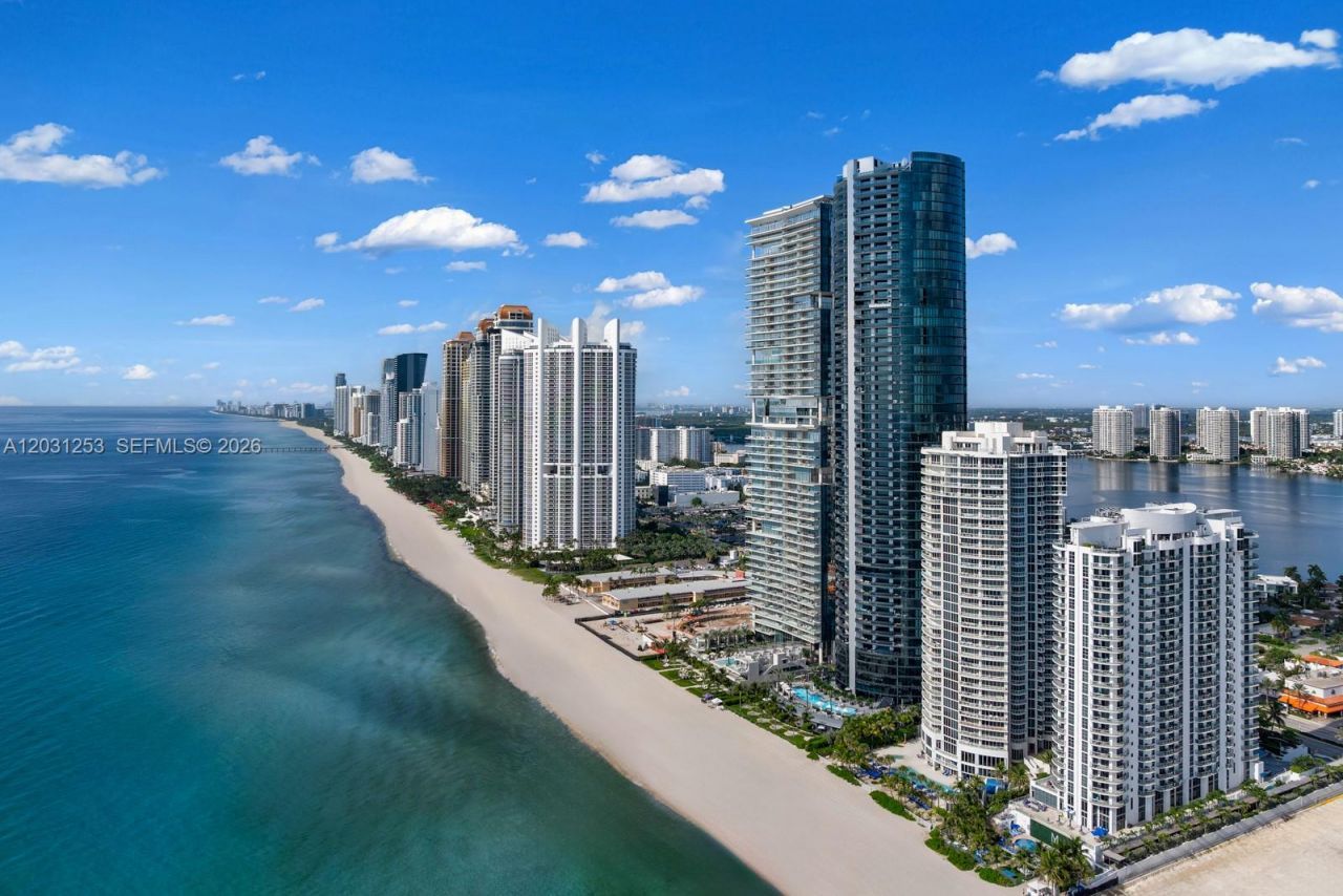 18555 Collins Ave , Unit 4405, Sunny Isles Beach, FL 33160 Photo