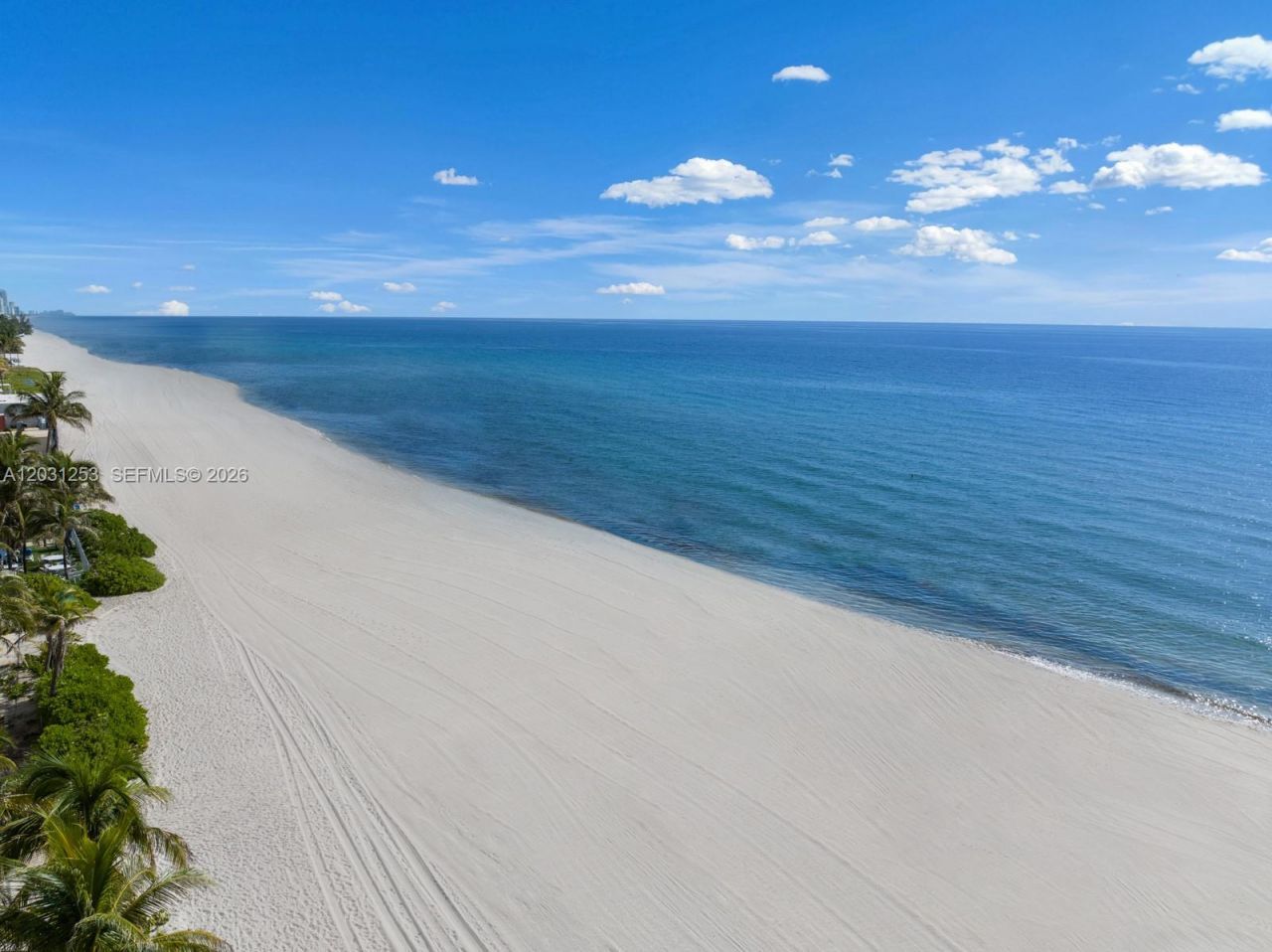 18555 Collins Ave , Unit 4405, Sunny Isles Beach, FL 33160 Photo