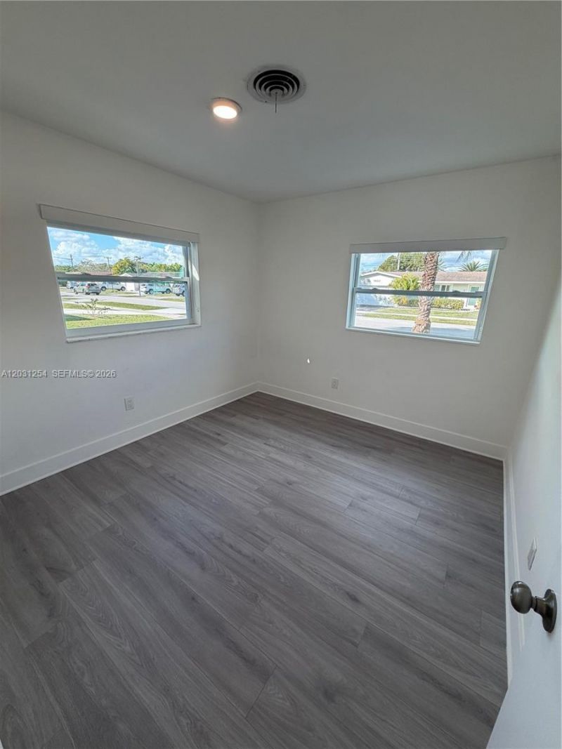 9020 SW 56th Ter , Miami, FL 33173 Photo