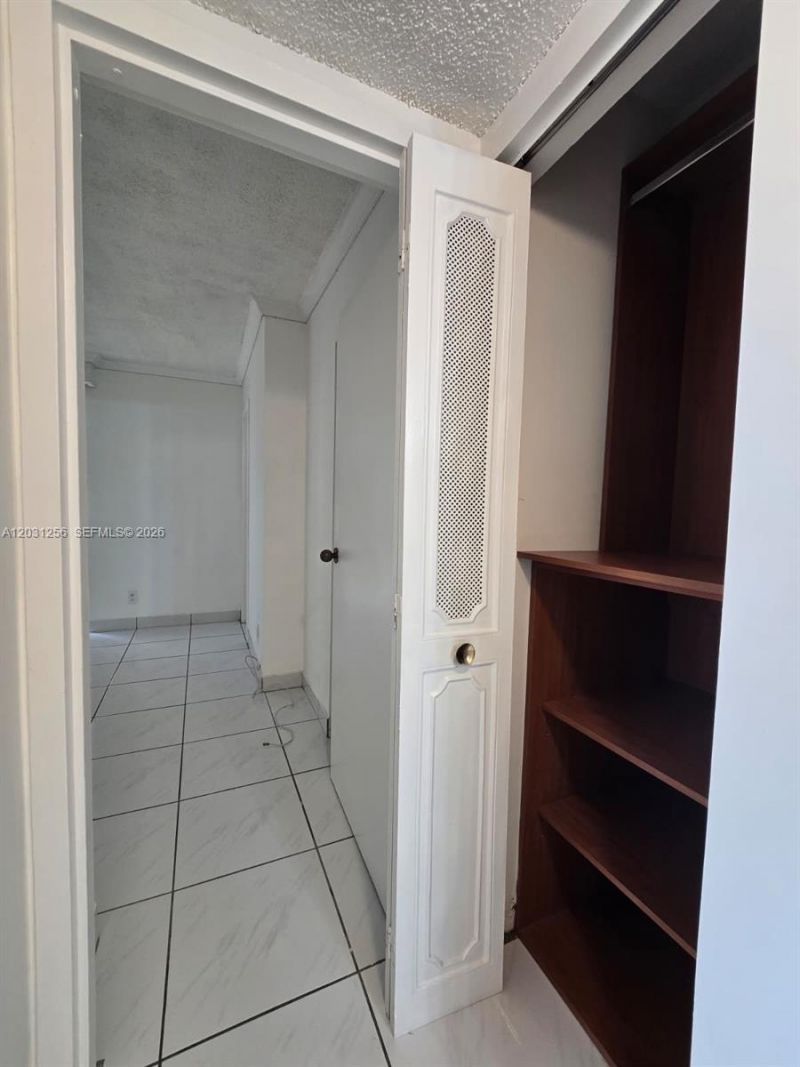 16909 N Bay Rd , Unit 321, Sunny Isles Beach, FL 33160 Photo