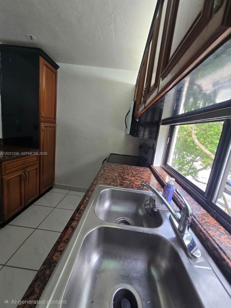 16909 N Bay Rd , Unit 321, Sunny Isles Beach, FL 33160 Photo