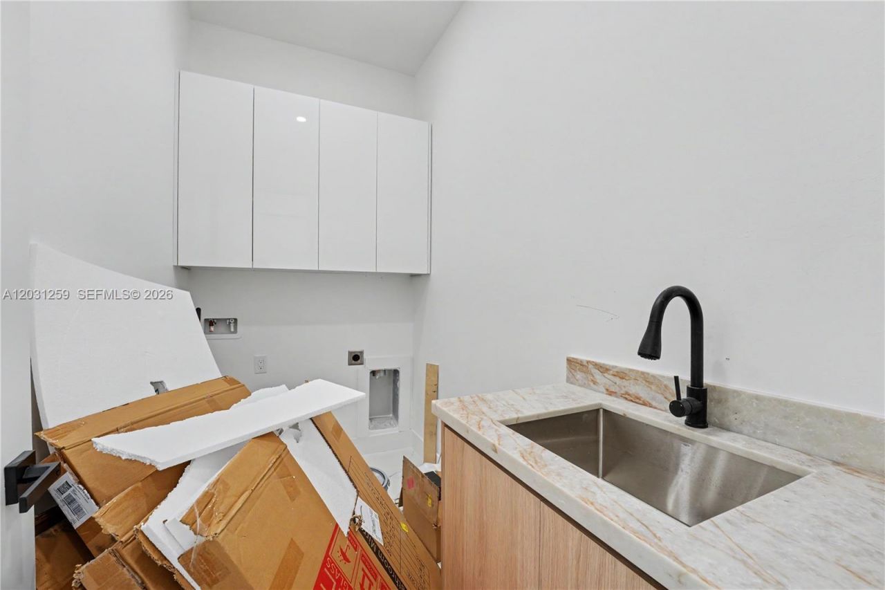 3500 NE 17th Pl , Cape Coral, FL 33909 Photo