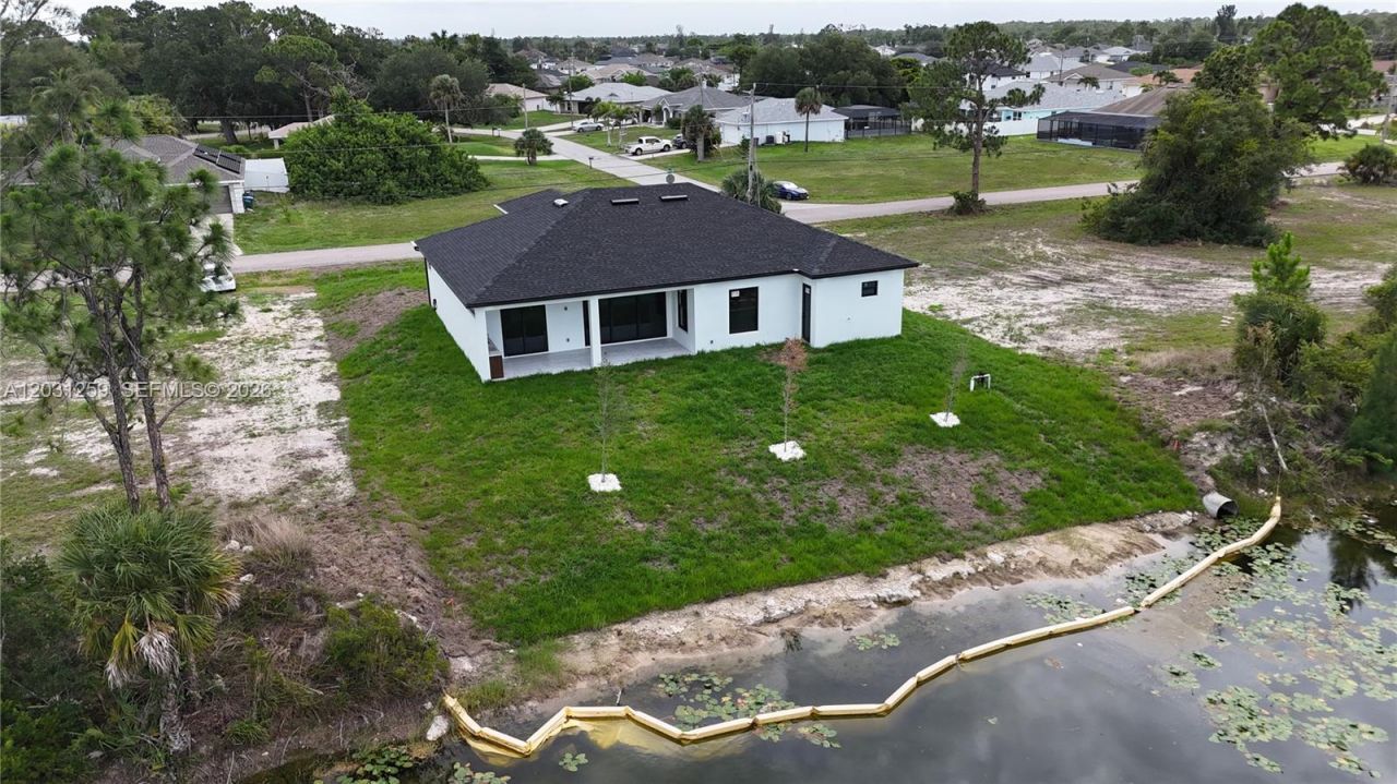3500 NE 17th Pl , Cape Coral, FL 33909 Photo