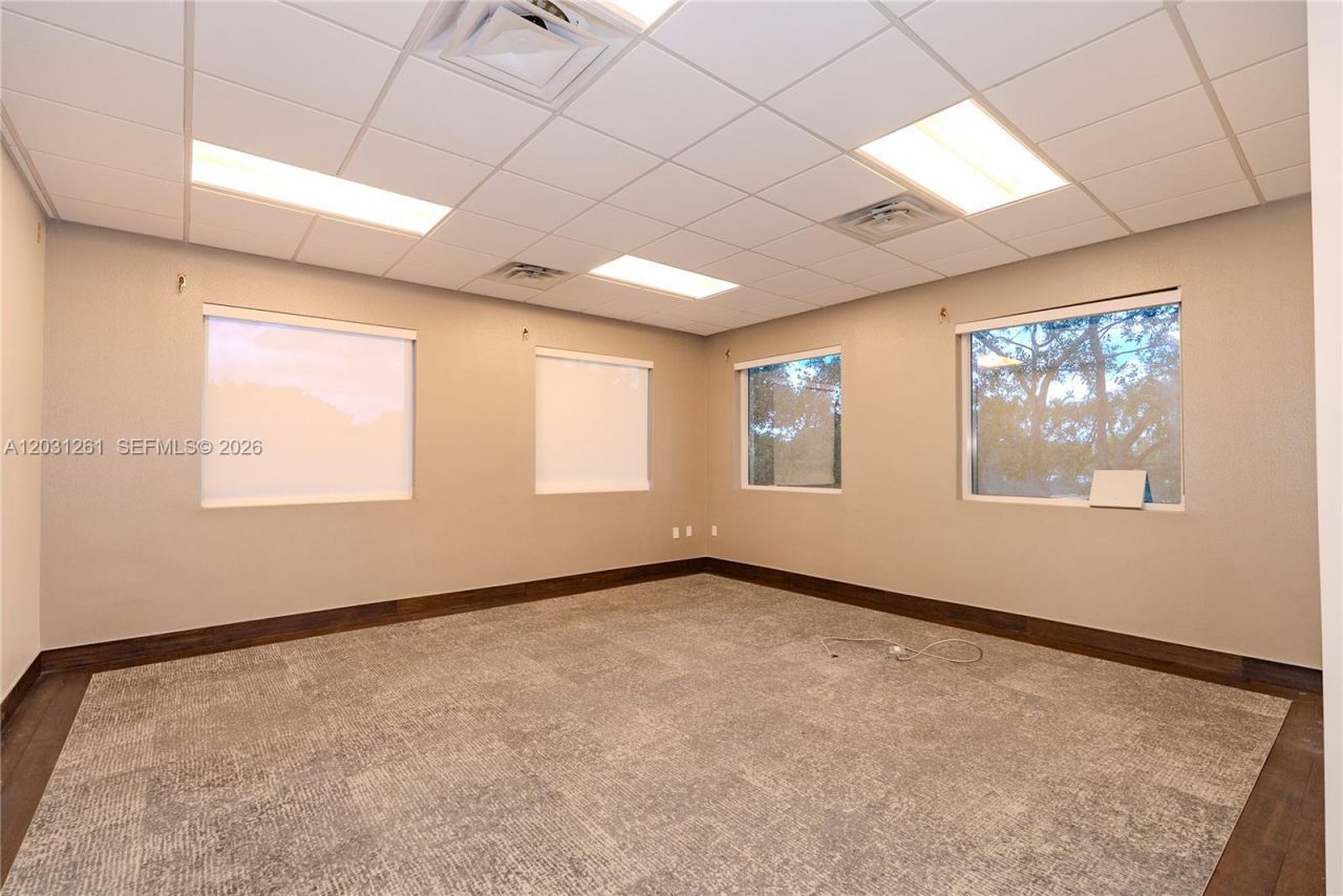 1455-1485 N Park Dr , Weston, FL 33326 Photo