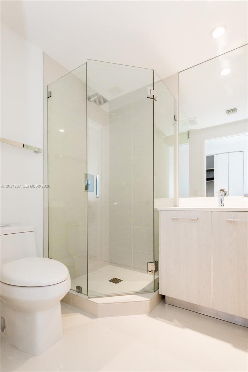 45 SW 9 Street , Unit 3806, Miami, FL 33130 Photo