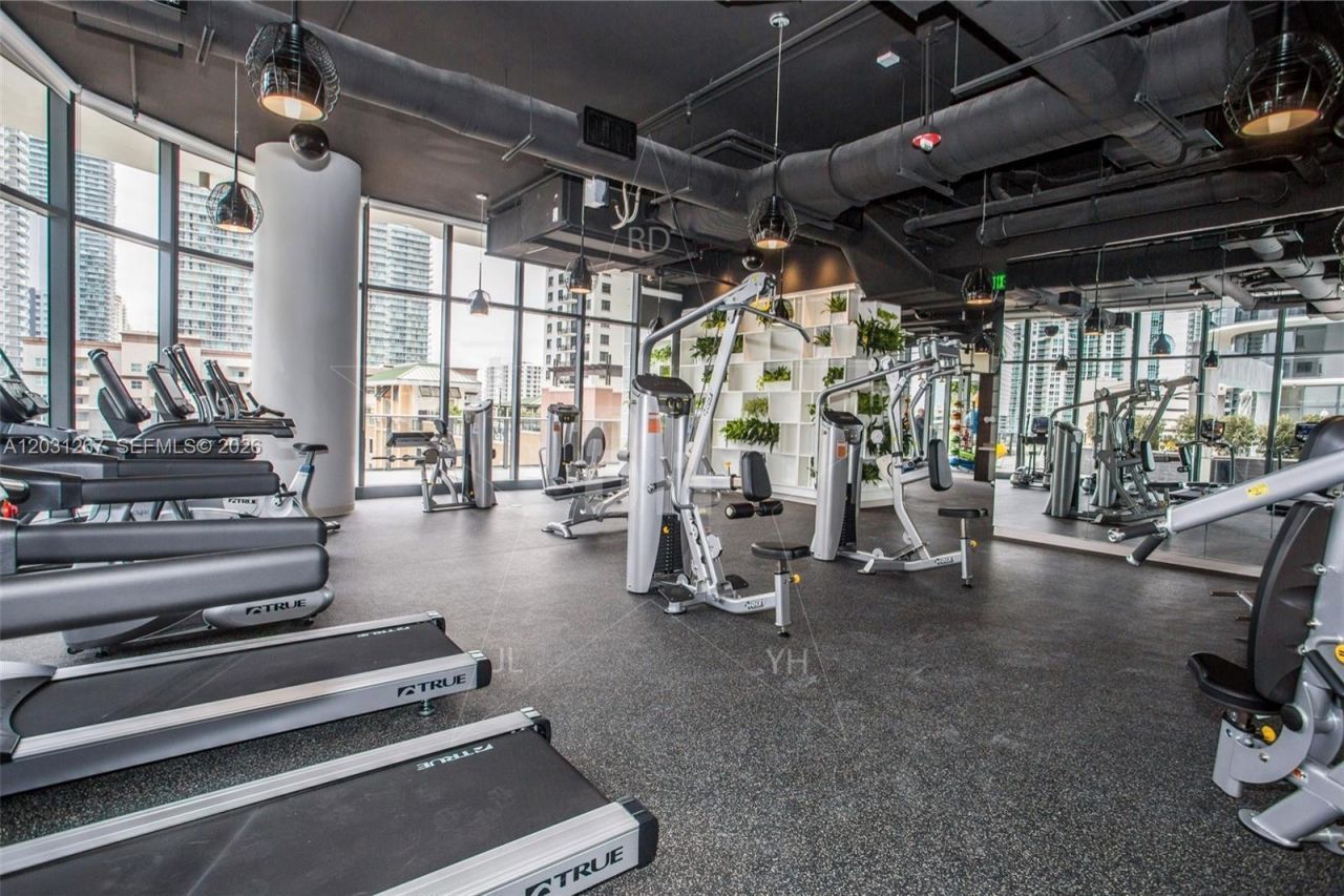 45 SW 9 Street , Unit 3806, Miami, FL 33130 Photo