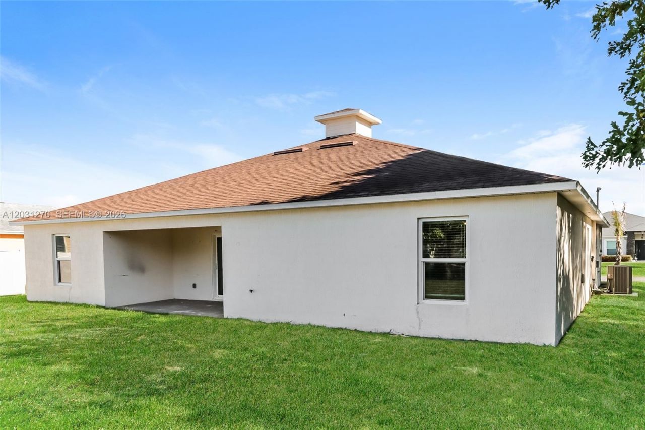 526 SW Dahled Ave , Port Saint Lucie, FL 34953 Photo