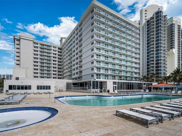 19201 Collins Ave, Unit 104, Sunny Isles Beach, FL 33160