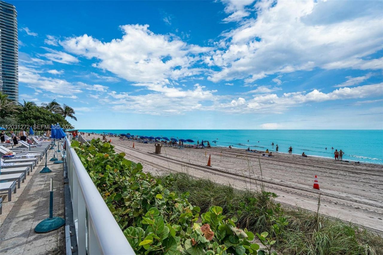 19201 Collins Ave, Unit 104, Sunny Isles Beach, FL 33160 Photo
