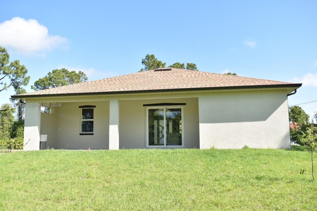 2515 45th St W, Lehigh Acres, FL 33971 Photo