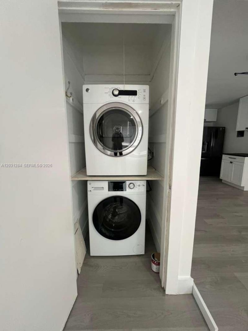 316 Surfside Blvd, Unit 2, Surfside, FL 33154 Photo