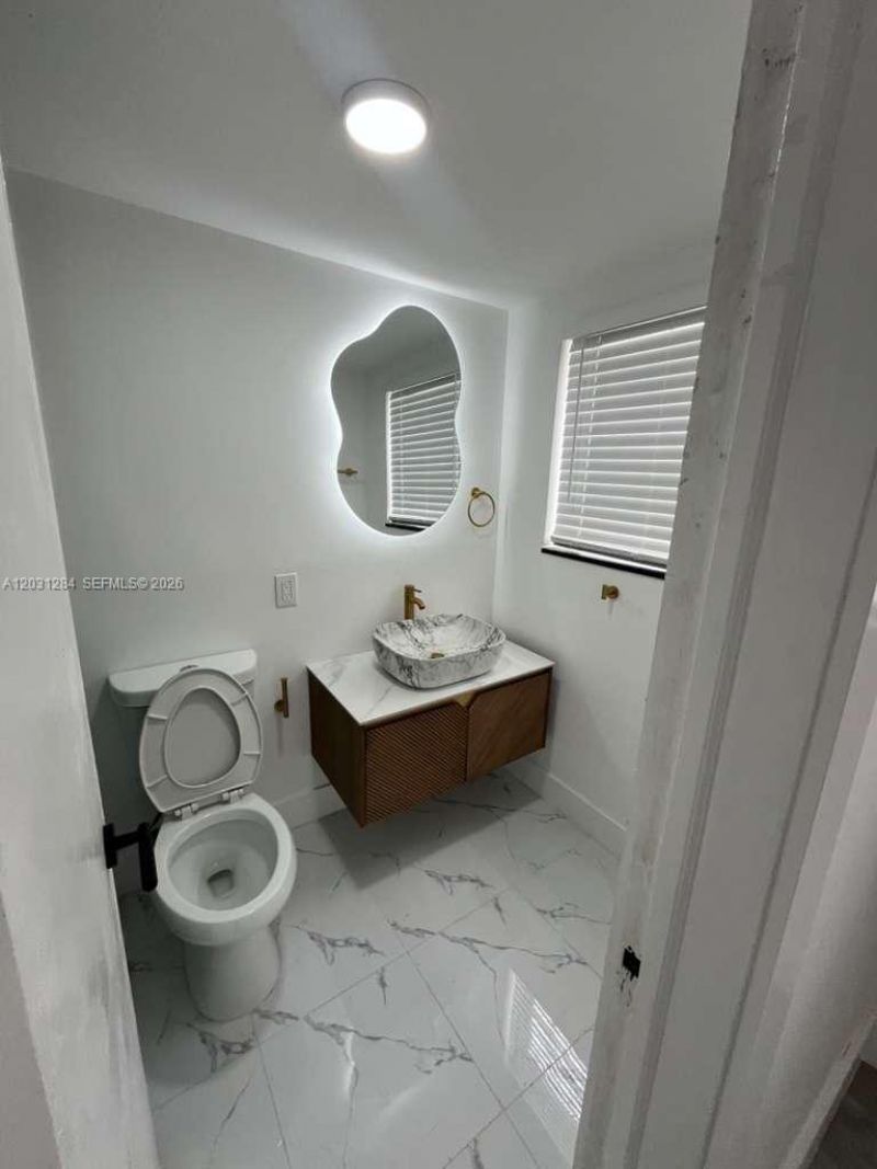316 Surfside Blvd, Unit 2, Surfside, FL 33154 Photo