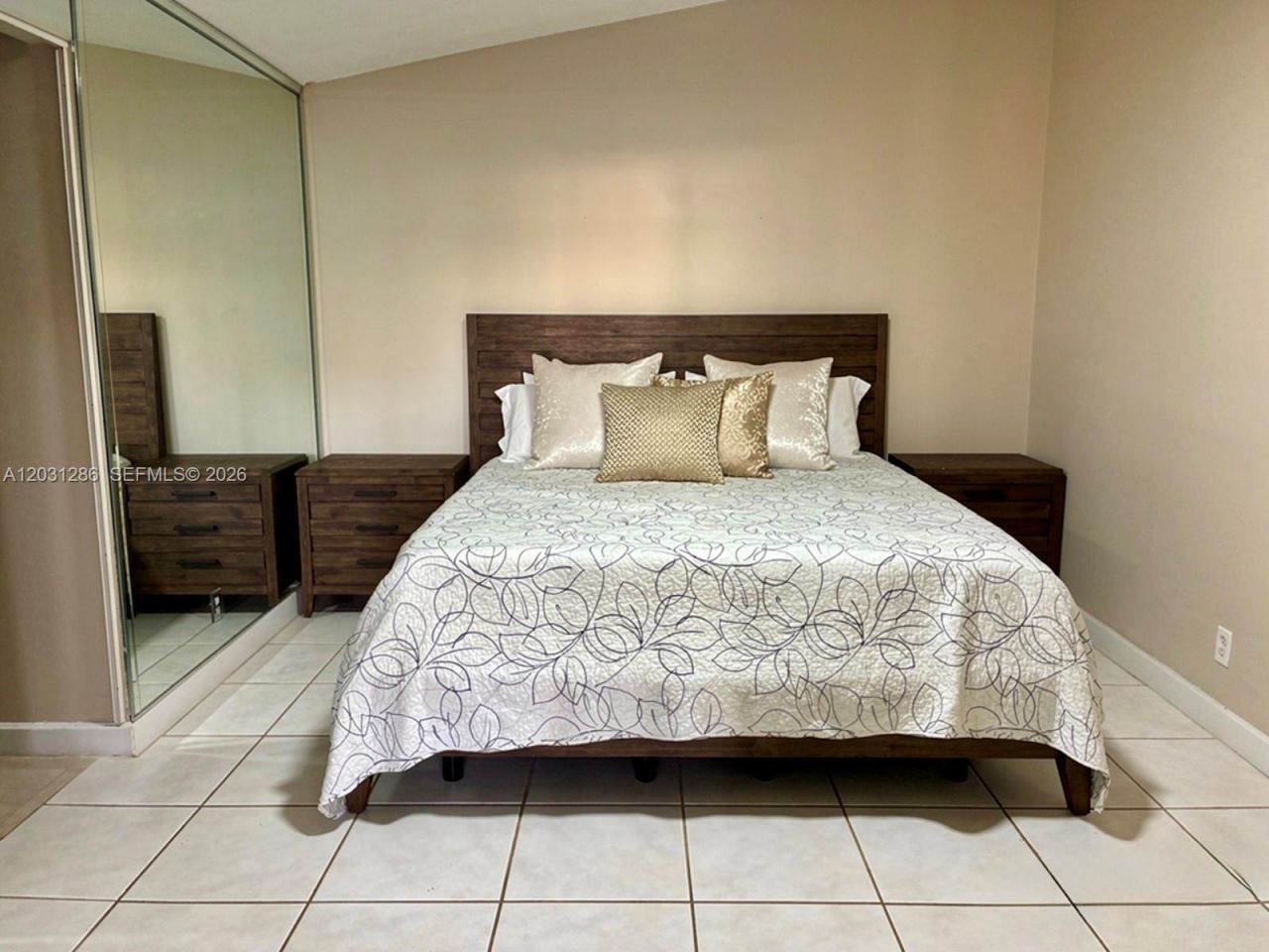 2182 Montpeliar , Weston, FL 33326 Photo