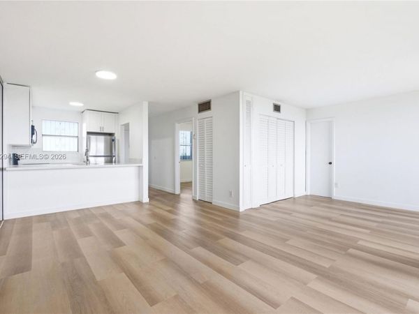 2950 SW 3rd Ave, Unit 7F, Miami, FL 33129
