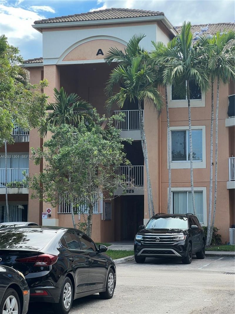 6928 SW 39th St , Unit A303, Davie, FL 33314 Photo