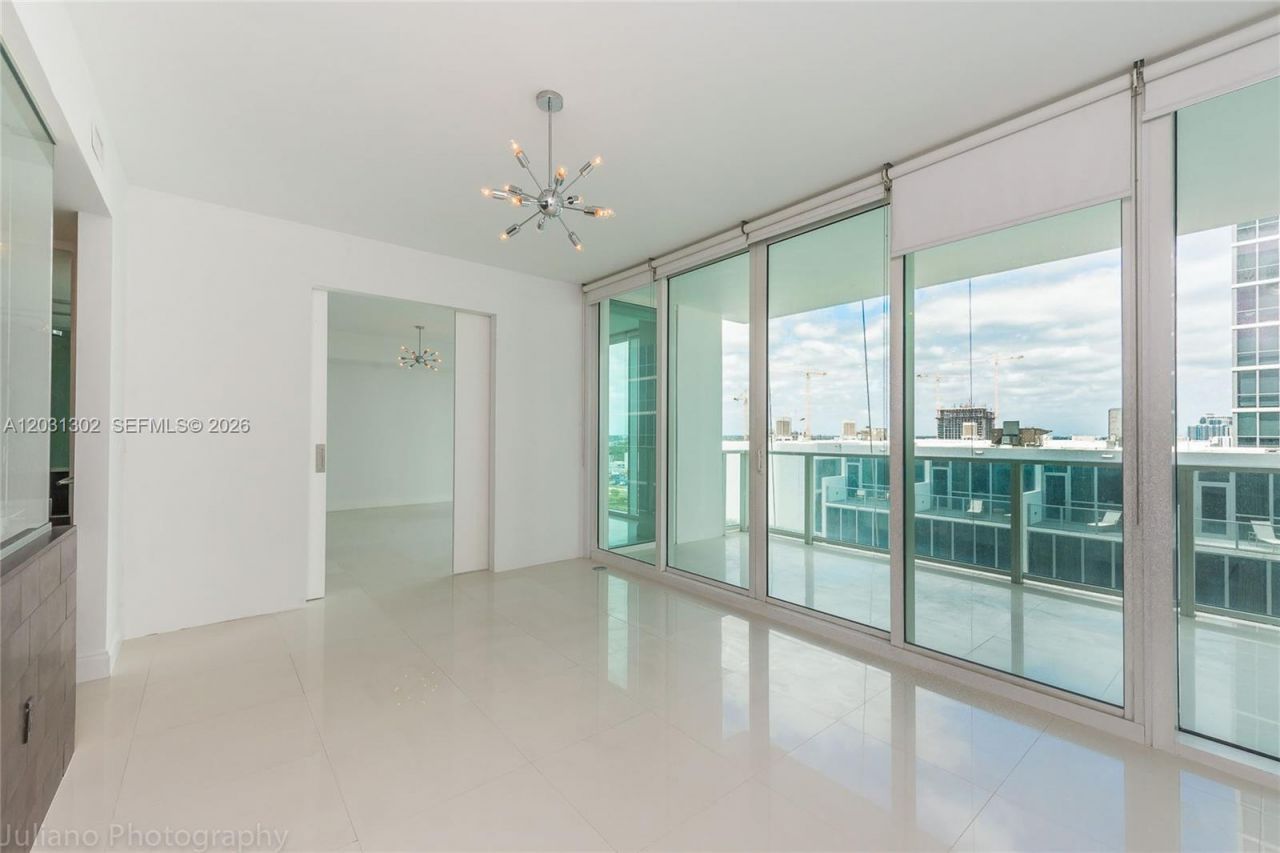 1040 Biscayne Blvd , Unit 1205, Miami, FL 33132 Photo