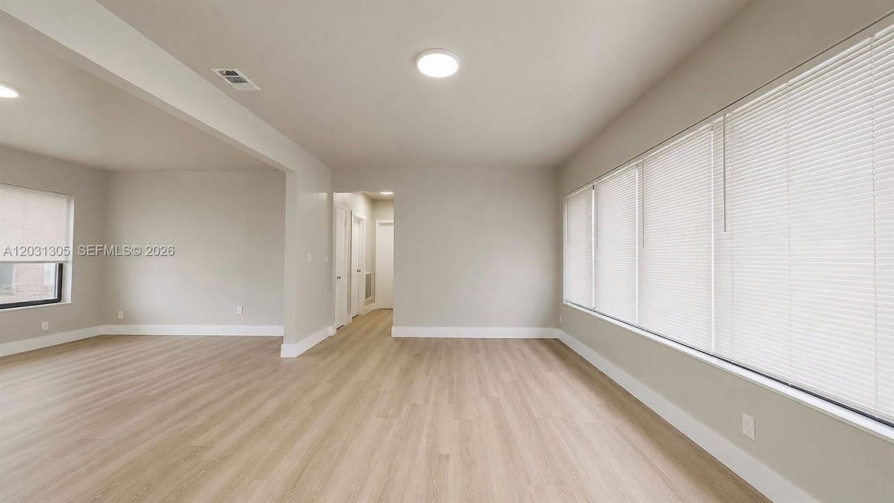 101 W 11th St , Unit 8, Hialeah, FL 33010 Photo