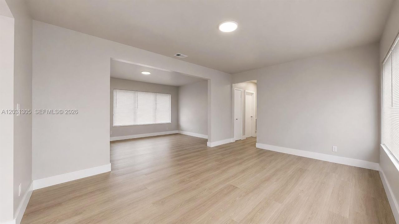101 W 11th St , Unit 8, Hialeah, FL 33010 Photo
