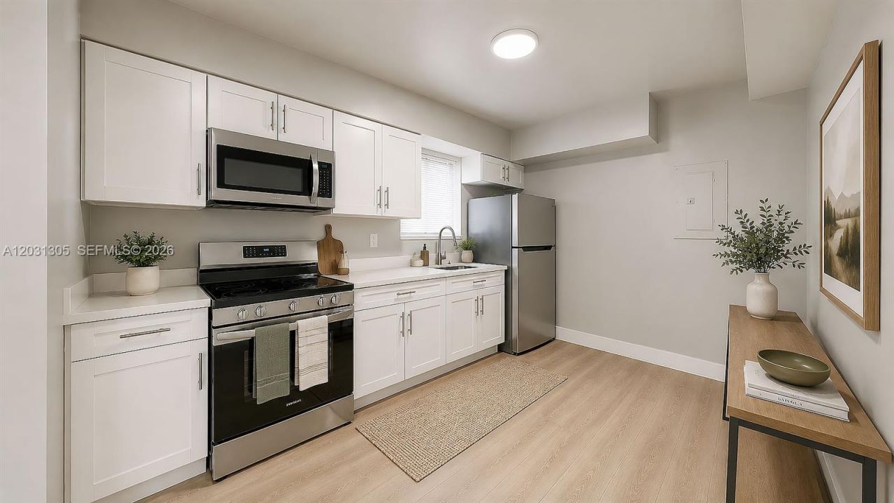 101 W 11th St , Unit 8, Hialeah, FL 33010 Photo