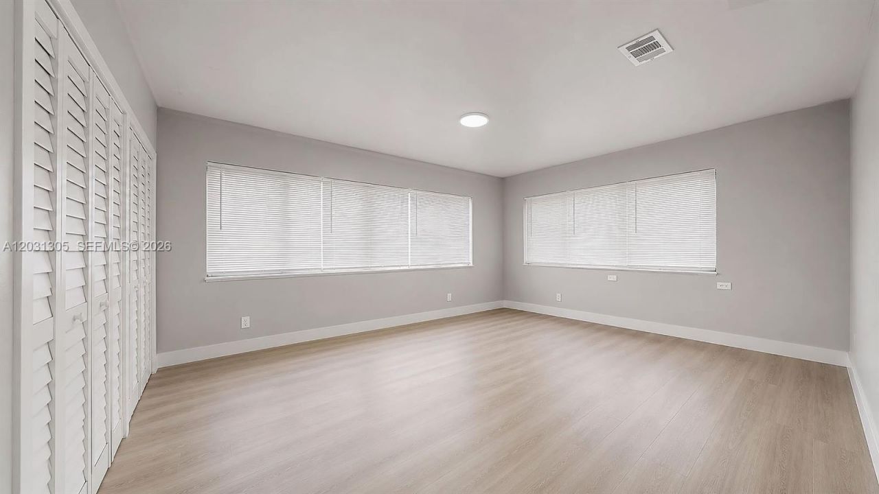 101 W 11th St , Unit 8, Hialeah, FL 33010 Photo