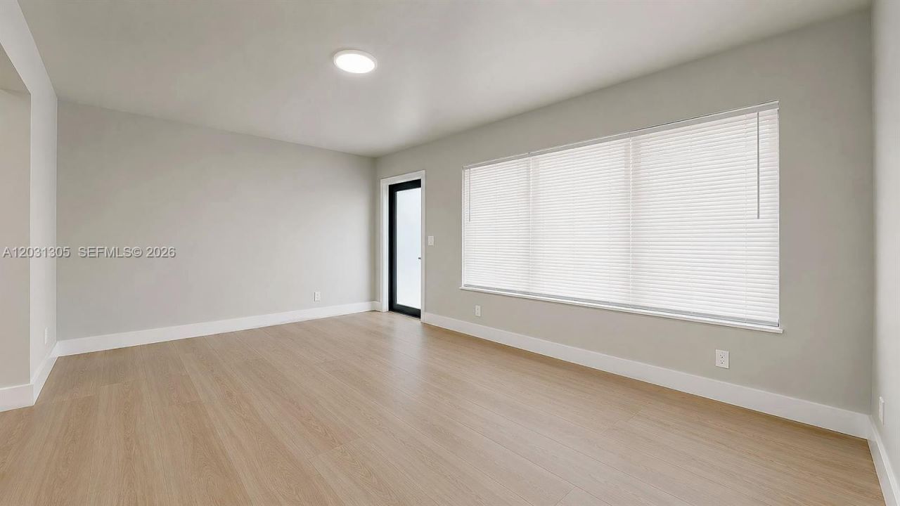 101 W 11th St , Unit 8, Hialeah, FL 33010 Photo