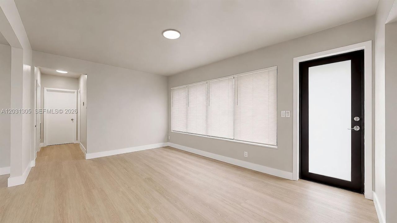 101 W 11th St , Unit 8, Hialeah, FL 33010 Photo