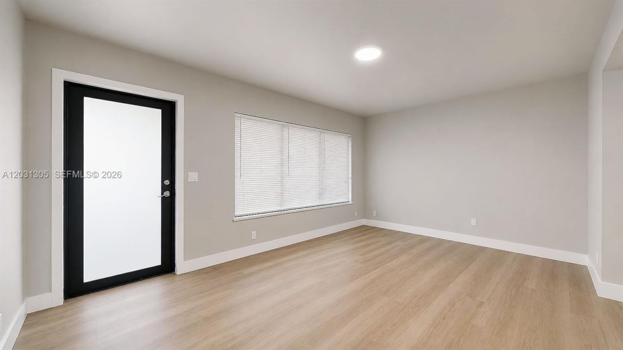 101 W 11th St , Unit 8, Hialeah, FL 33010 Photo
