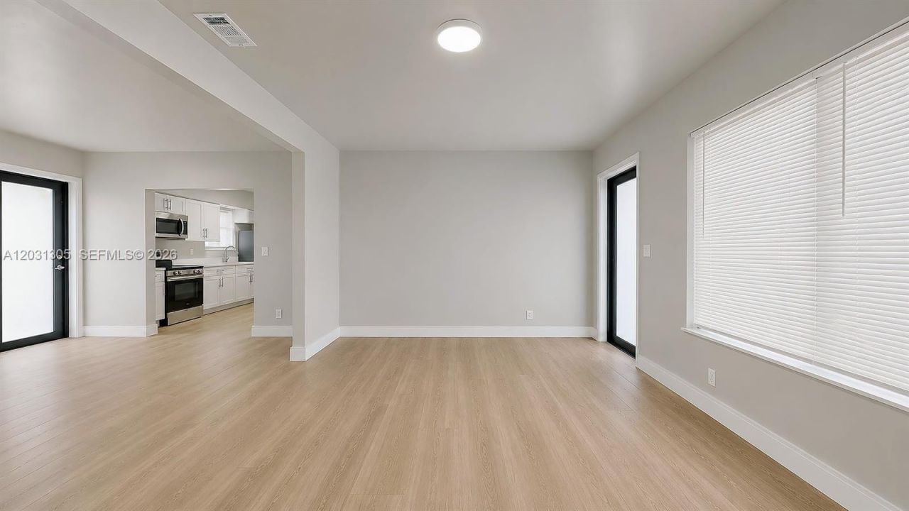 101 W 11th St , Unit 8, Hialeah, FL 33010 Photo