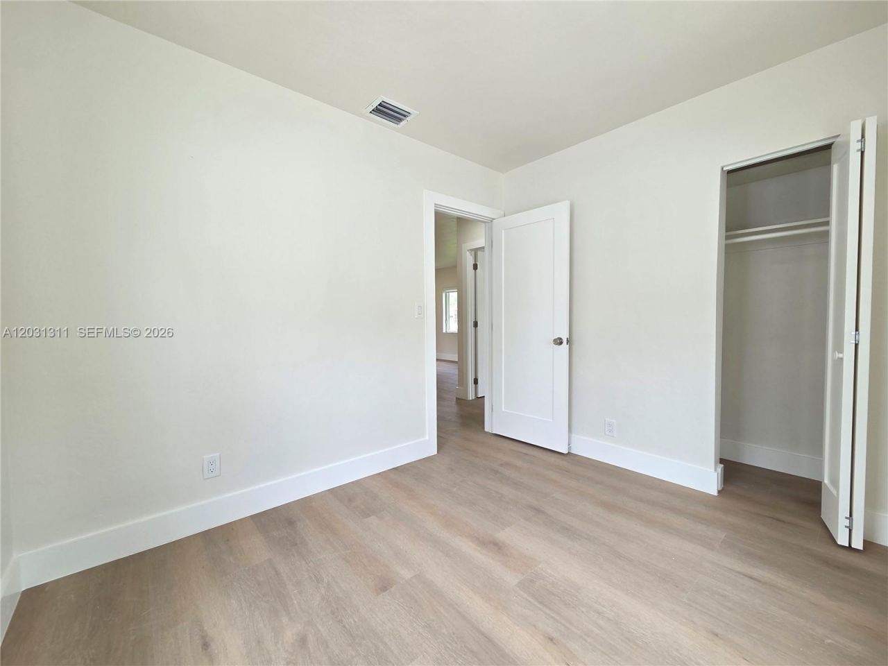 240 NW 51st Ave, Miami, FL 33126 Photo