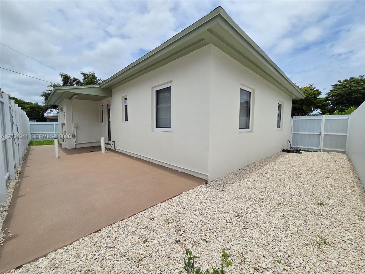 240 NW 51st Ave, Miami, FL 33126 Photo
