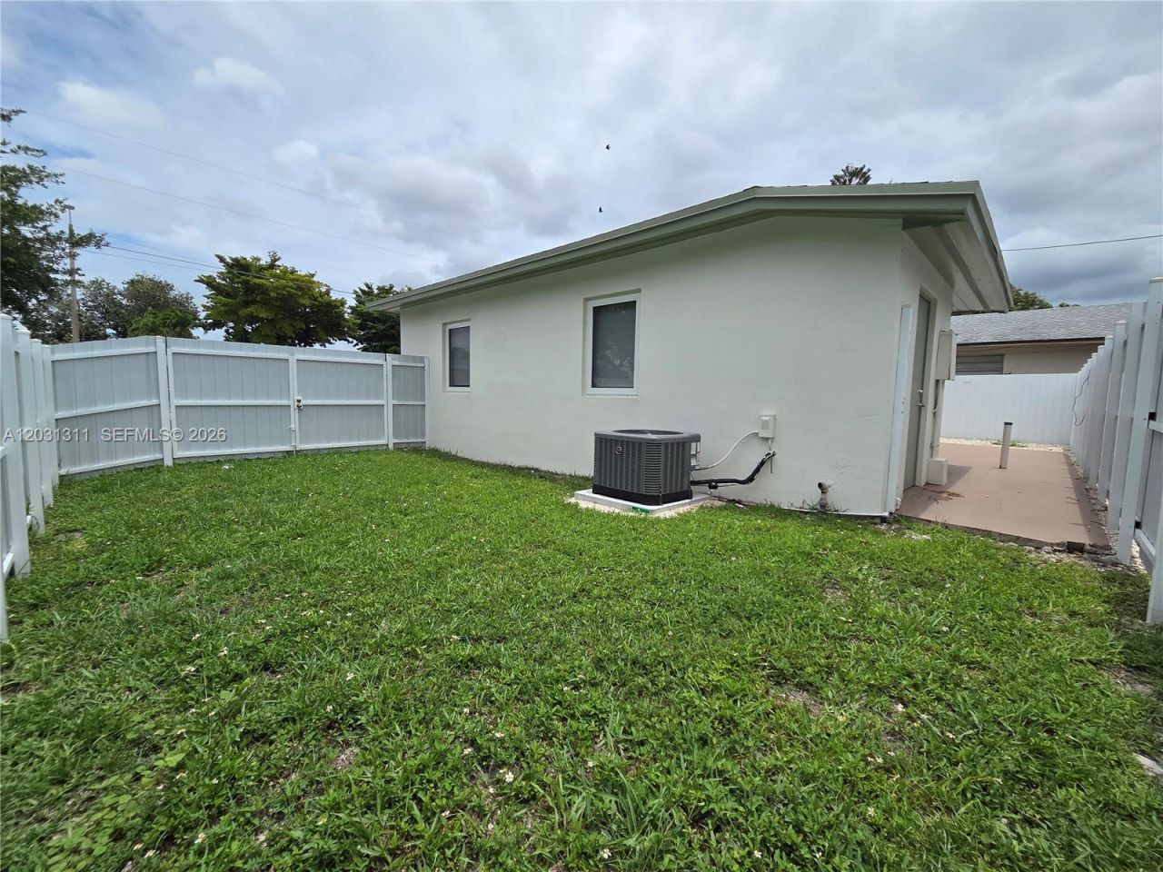 240 NW 51st Ave, Miami, FL 33126 Photo