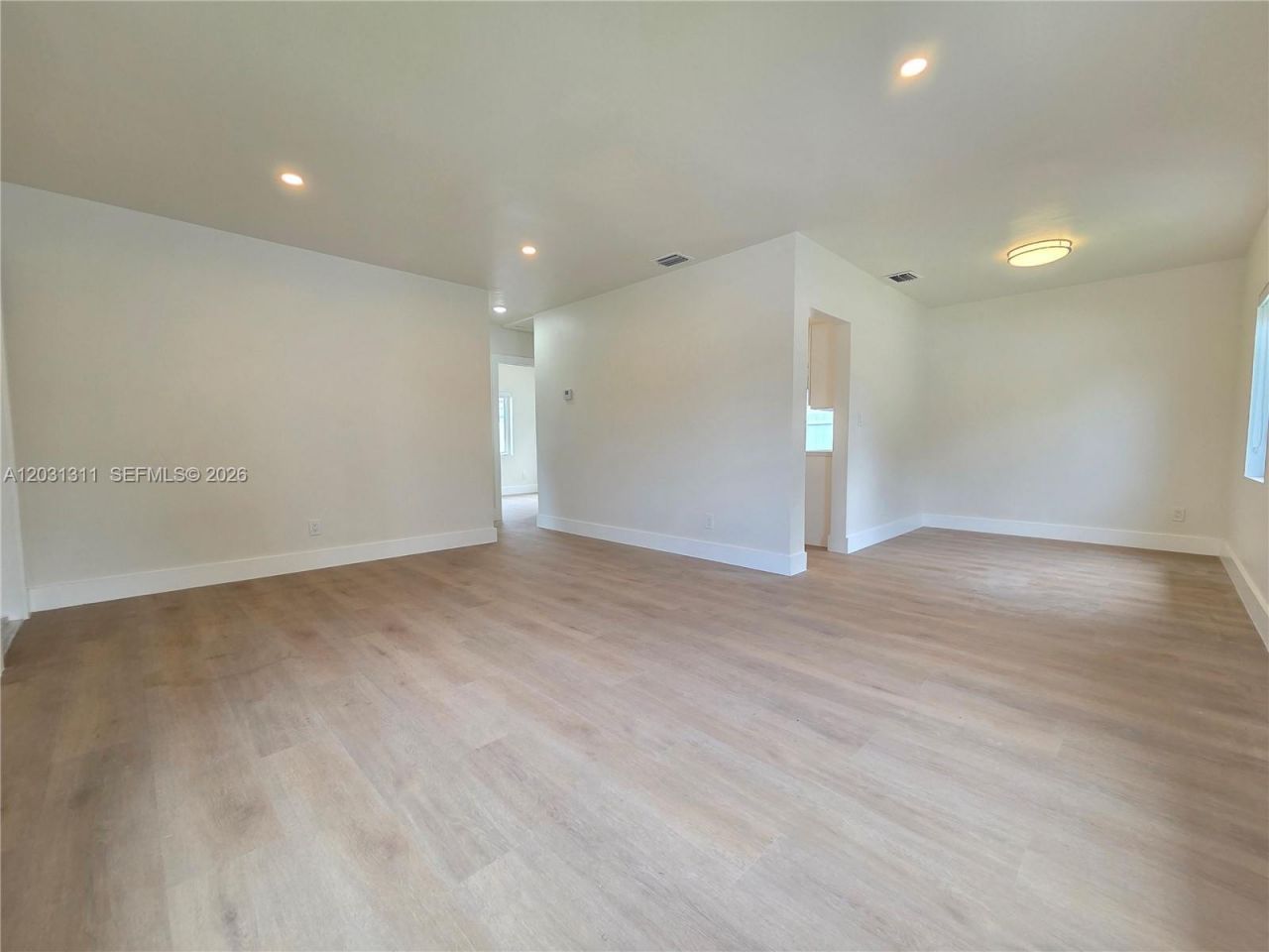 240 NW 51st Ave, Miami, FL 33126 Photo