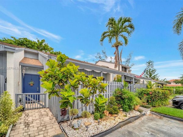 1638 N 15th Ter, Hollywood, FL 33020