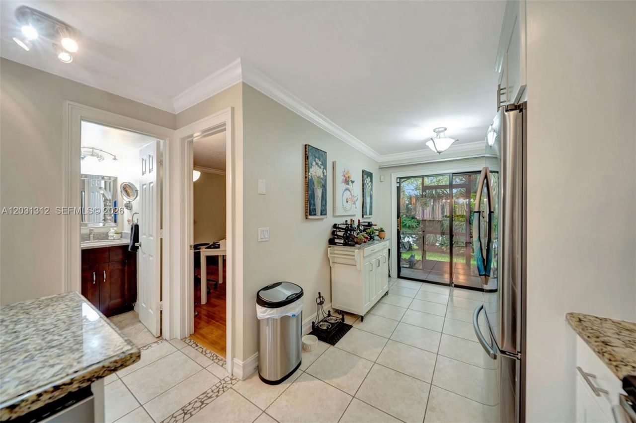 1638 N 15th Ter, Hollywood, FL 33020 Photo
