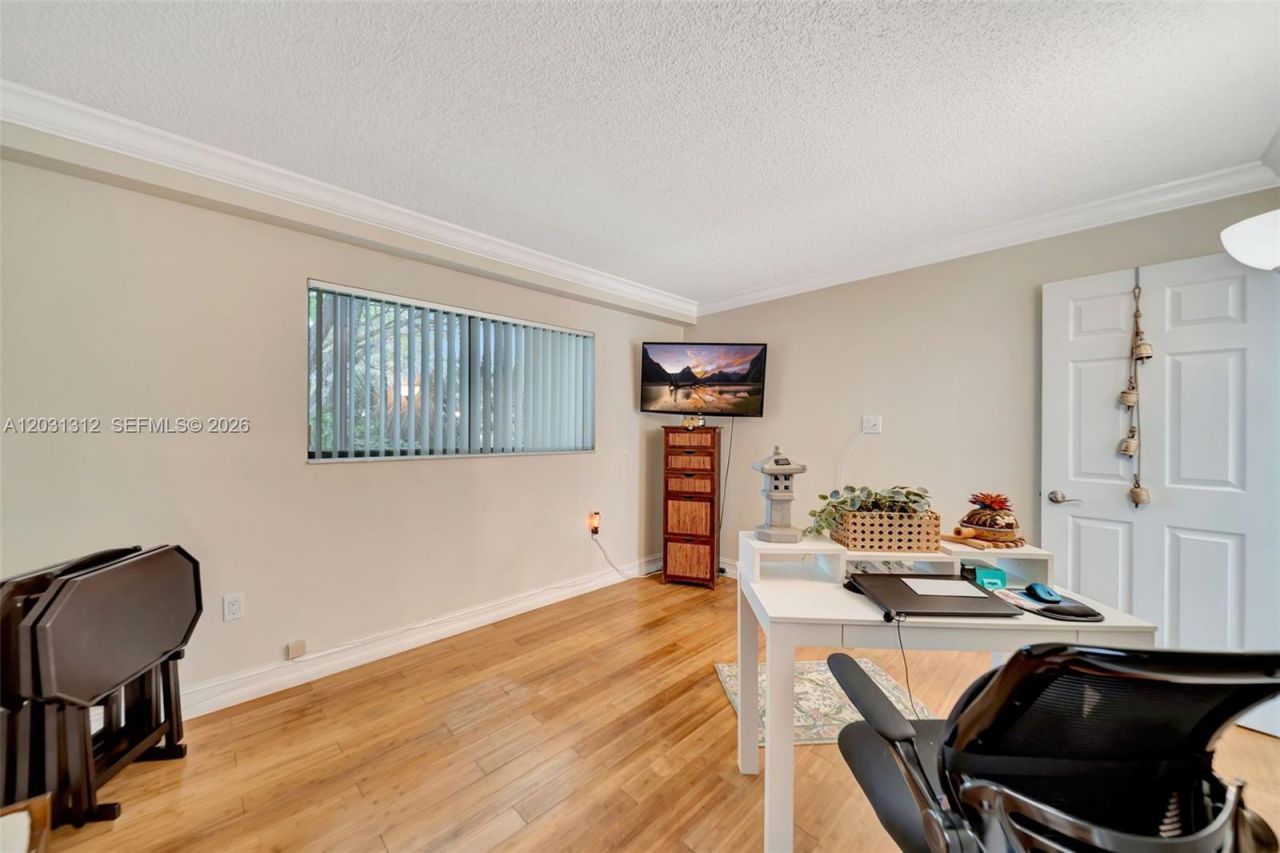 1638 N 15th Ter, Hollywood, FL 33020 Photo