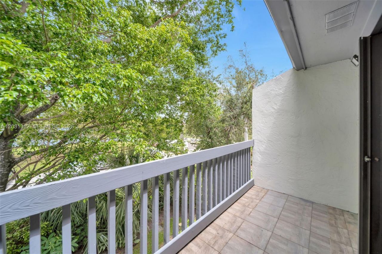 1638 N 15th Ter, Hollywood, FL 33020 Photo