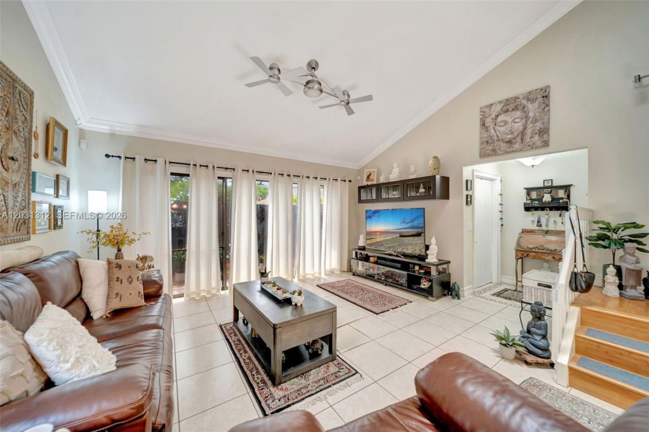 1638 N 15th Ter, Hollywood, FL 33020 Photo