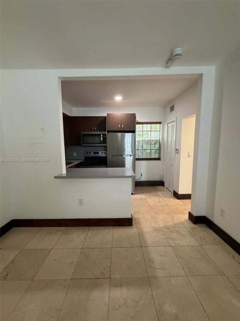 551 NE 62nd St , Unit 6, Miami, FL 33138 Photo
