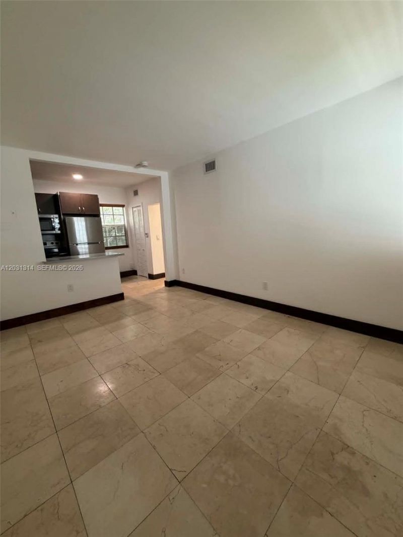 551 NE 62nd St , Unit 6, Miami, FL 33138 Photo