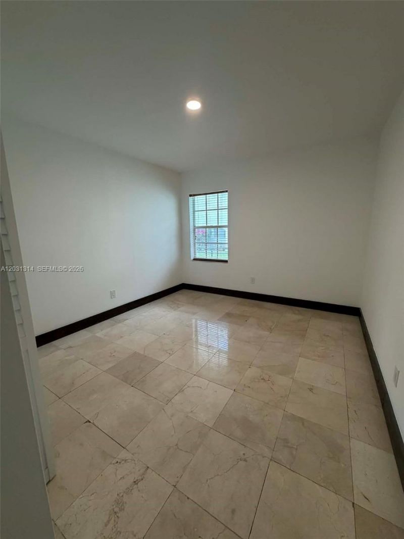 551 NE 62nd St , Unit 6, Miami, FL 33138 Photo