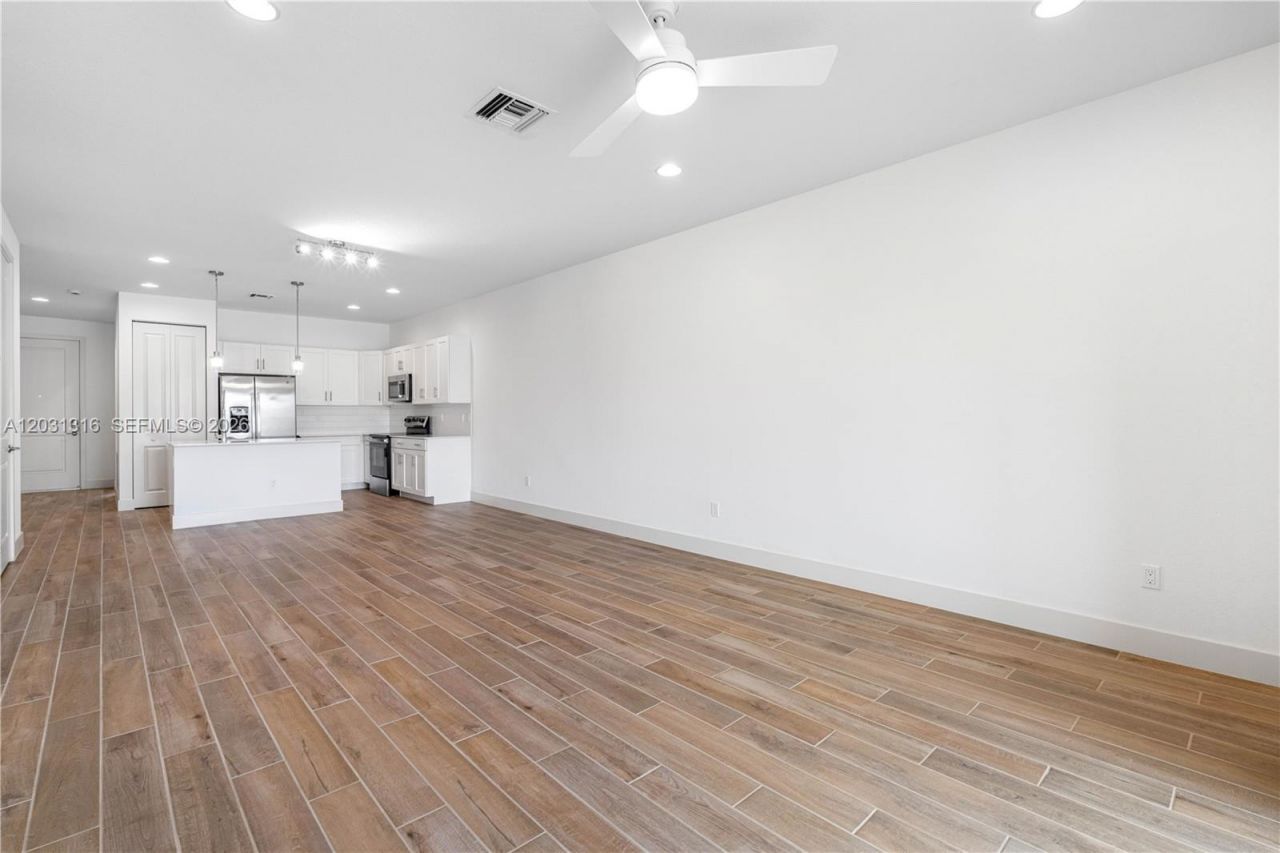 7305 Ivory Spring , Unit 6-105, Delray Beach, FL 33446 Photo