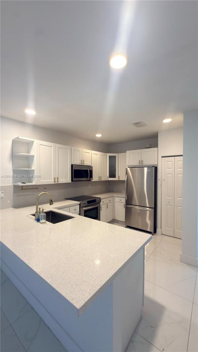 10737 NW 76th Ln , Doral, FL 33178 Photo