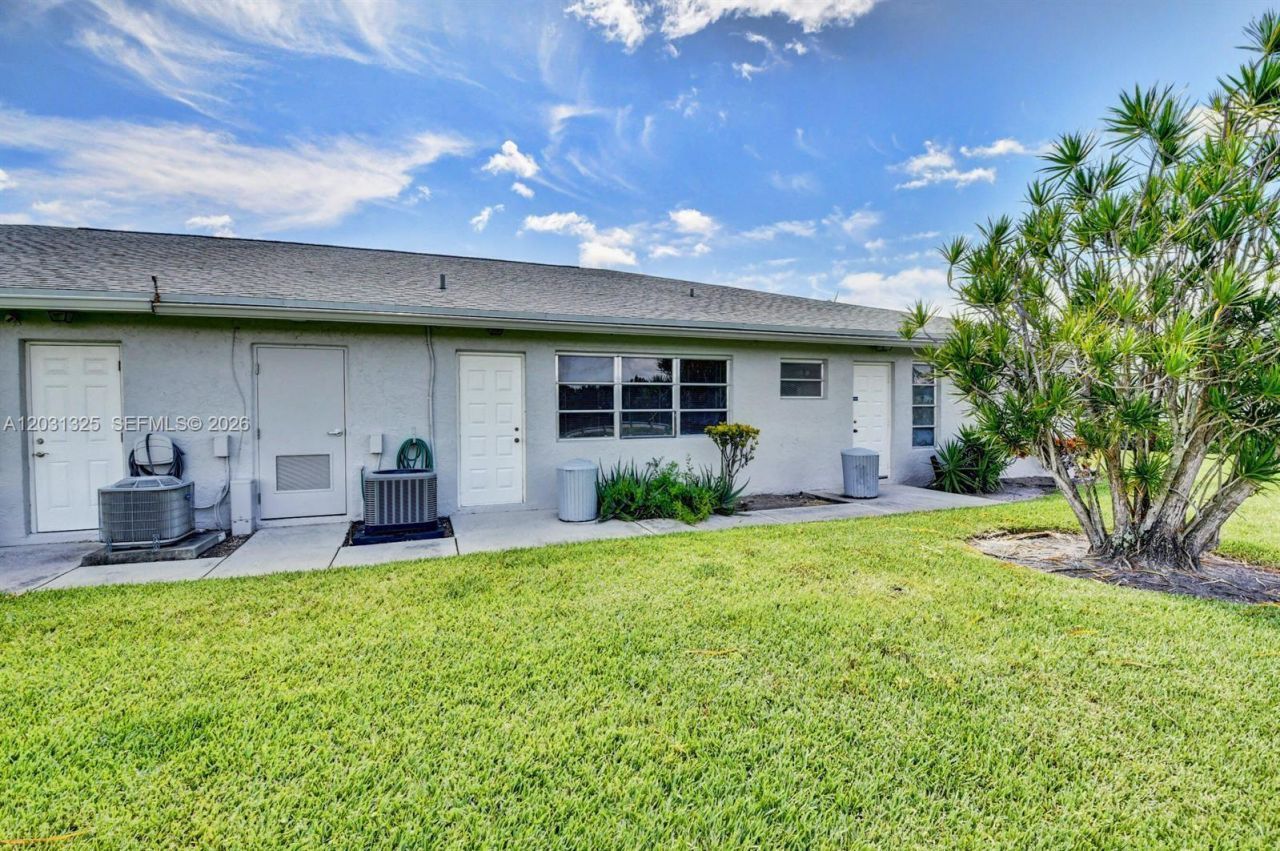 14529 Canalview Dr , Unit B, Delray Beach, FL 33484 Photo