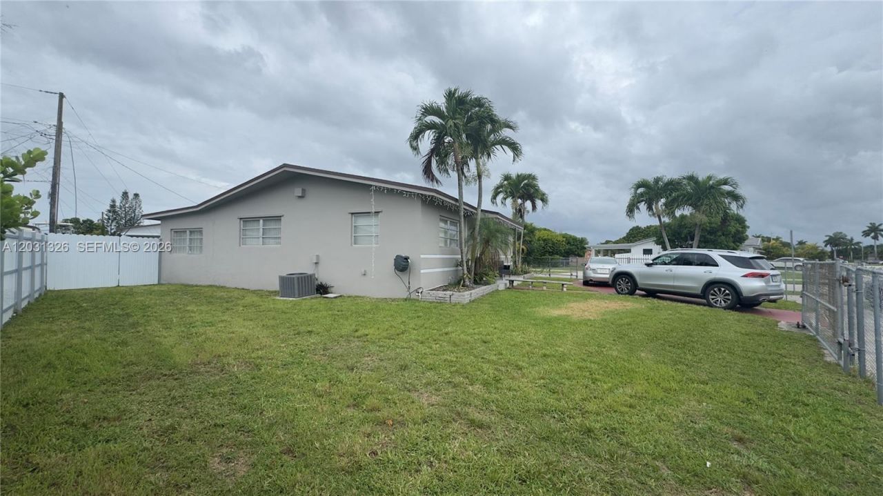 12480 SW 189th St , Miami, FL 33177 Photo