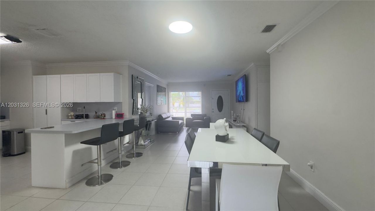 12480 SW 189th St , Miami, FL 33177 Photo
