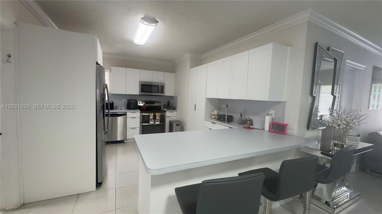 12480 SW 189th St , Miami, FL 33177 Photo