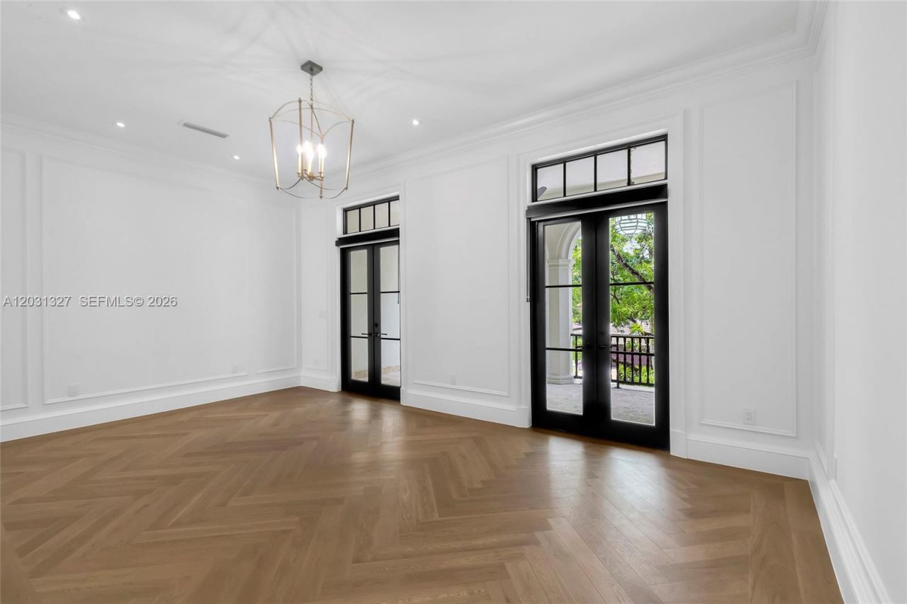 2611 Anderson Rd , Unit 2611, Coral Gables, FL 33134 Photo