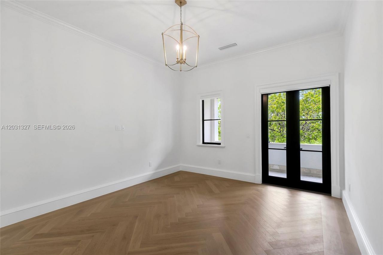 2611 Anderson Rd , Unit 2611, Coral Gables, FL 33134 Photo